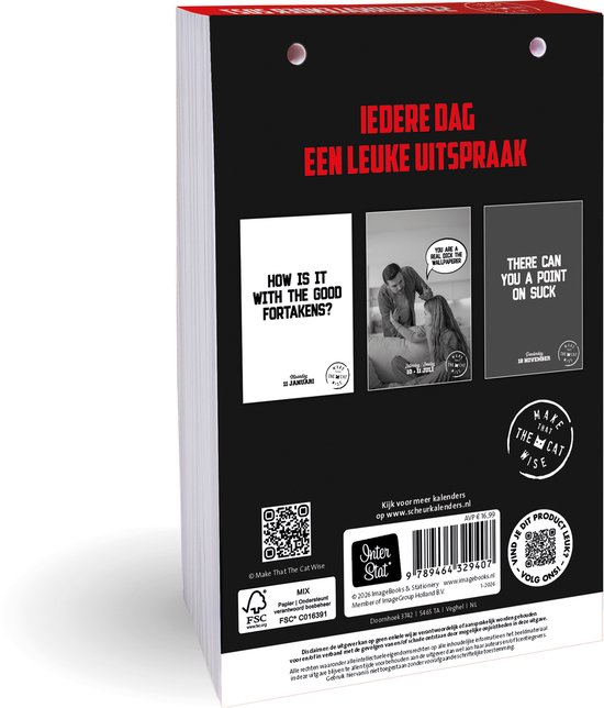 Scheurkalender 2027 'Make That The Cat Wise' met 3 voorbeelden van dagen: 'How is it with the good fortakens?', een stel op de bank, en 'There can you point on a suck'. FSC-logo.