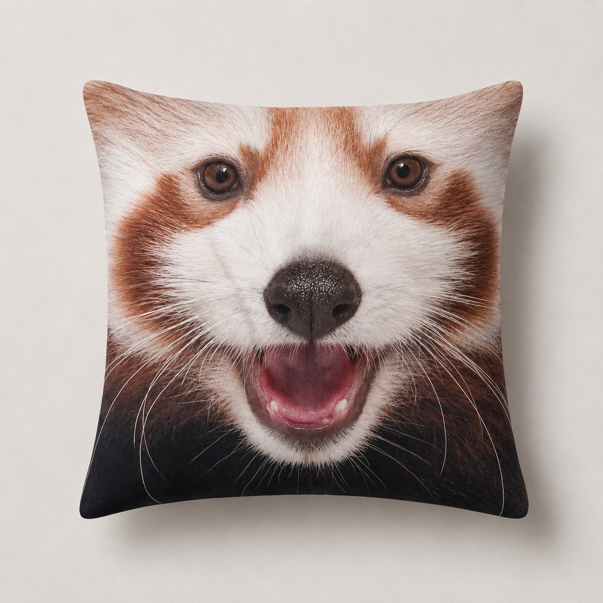 Unique Living - 2 stuks - kussenhoes - bruin - wit - 45 x 45 cm - rits - fluweel - dier - kleine rode panda