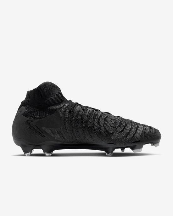 Zwarte Nike Phantom Luna II Elite FG voetbalschoen met sokkraag en textuur op de schoen.