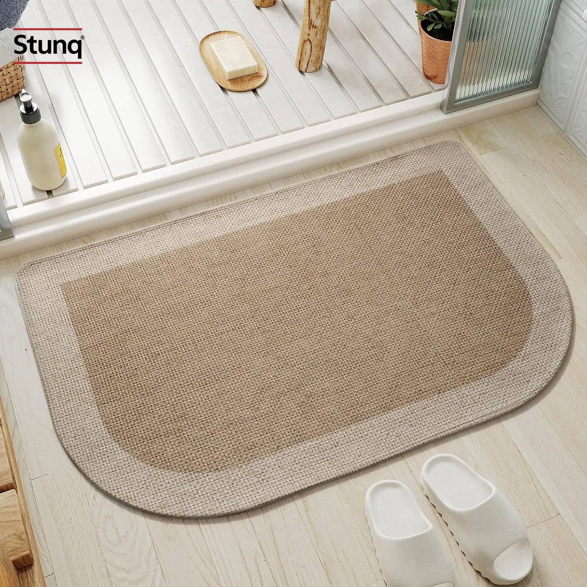 Stunq® Halfronde badmat sneldrogend antislip wasbaar met rubberen achterkant - Beige