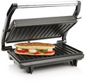 Open zwarte Tristar contactgrill met gegrilde panini en Tristar logo.
