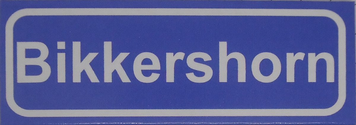 Souv© - koelkast magneet - plaatsnaam bord - kombord - souvenir - koelkastmagneetje - relatiegeschenk Bikkershorn