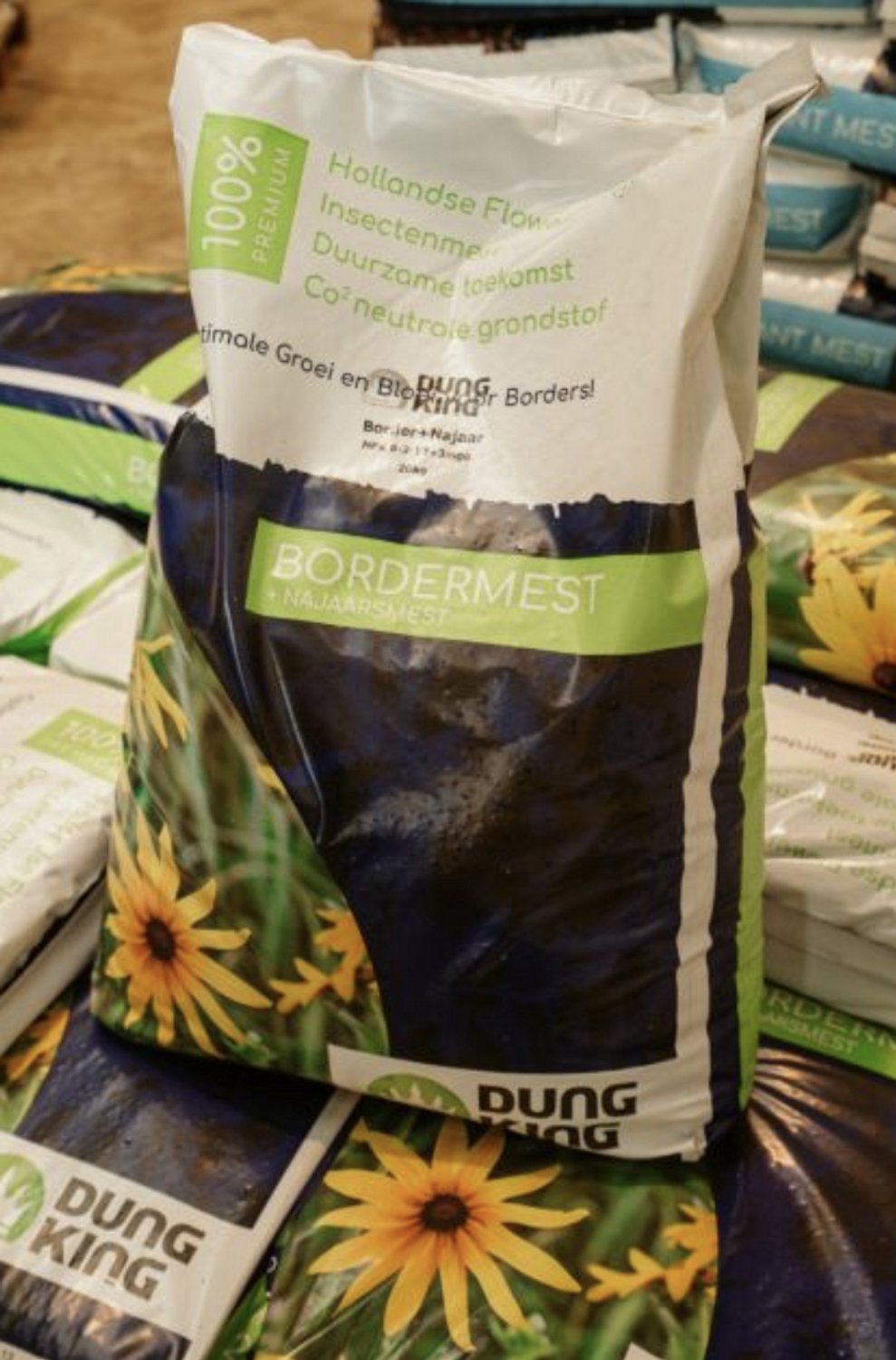 Dungking - bordermest - najaarsmest - nieuw product - gazon - natuur vriendelijk - duurzaam - biologisch - premium kwaliteit - groen gras