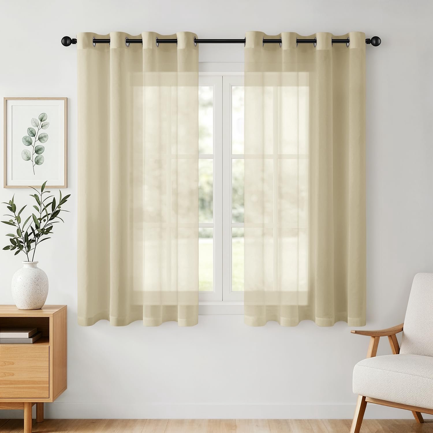 Korte voile gordijnen met oogjes transparant 140 x 160 cm beige