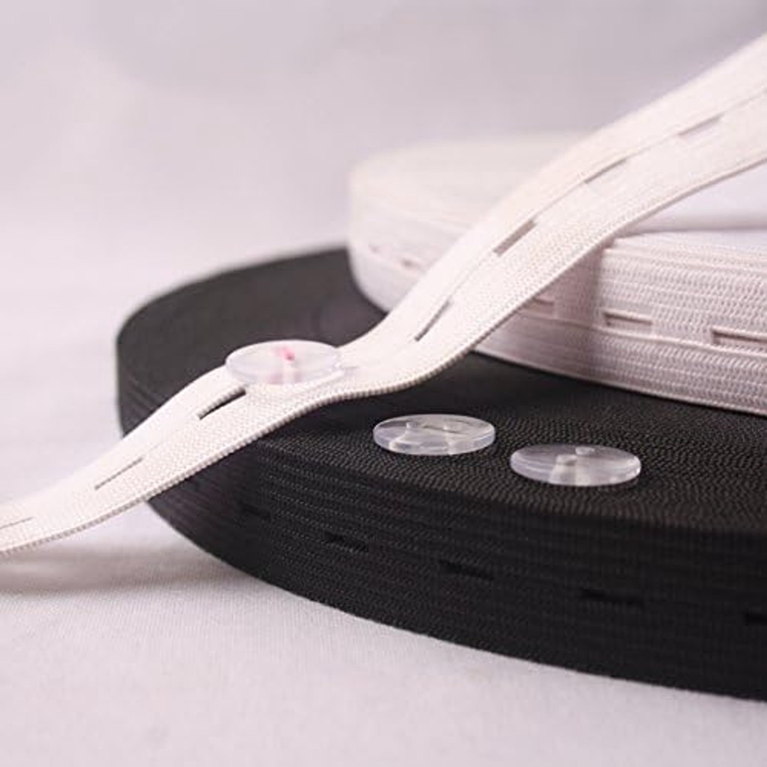 Elastische banden met knoopsgat elastische koordspoel naaibanden DIY naaien ambachtelijke accessoires, 2 stuks, 5.5 Yard van wit, 5.5 Yard van zwart 15mm breed