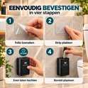 Stappenplan: 1. Folie verwijderen, 2. strip plakken, 3. 24 uur laten hechten, 4. Michilo toiletborstel plaatsen.