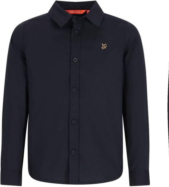 Zwart overhemd met lange mouwen, knoopsluiting en goudkleurig TYGO & vito logo op de borst.