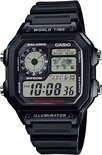 Zwarte Casio World Time horloge met wereldkaart, 5 alarmen en datum. Grote digitale tijdsaanduiding: 10:08.