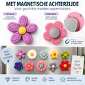 Bloemmagneet met sterke magneet aan de achterzijde en kleurrijke voorkant.