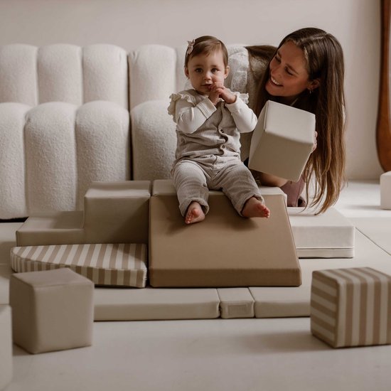HENVAE® Baby Foam Blokken 5-delige Speelset - Glijbaan - Baby - Baby Speelgoed 6 maanden - Zachte blokken Baby - Montessori Speelgoed - Speelgoed 1 jaar - Educatief Speelgoed - Stapelblokken - Sensorisch Speelgoed - Speelblokken - Klimblokken Baby van Merkloos — afbeelding 3