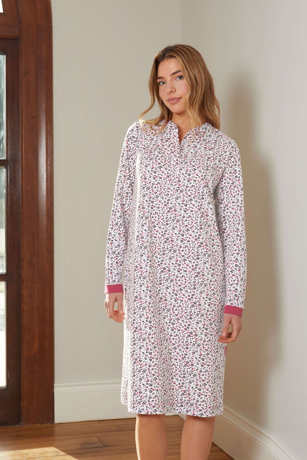 Barandi Dames Slaapkleed met Lange Mouwen – Katoen – Dierenprint Wit/Roze
