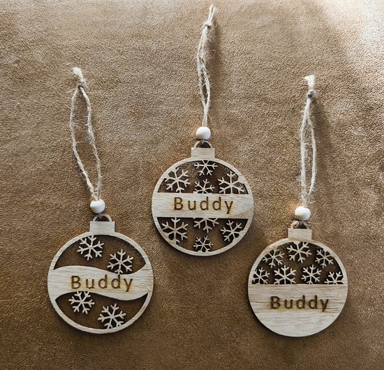 Gepersonaliseerde houten kersthangers set van 3 – Naam gegraveerd – Kerstdecoratie – Persoonlijk kerstcadeau