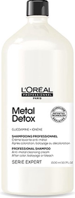 Witte L'Oréal Professionnel Metal Detox shampoo fles met zwarte dop. Metal Detox, Glycoamine + Ionene, Serie Expert.