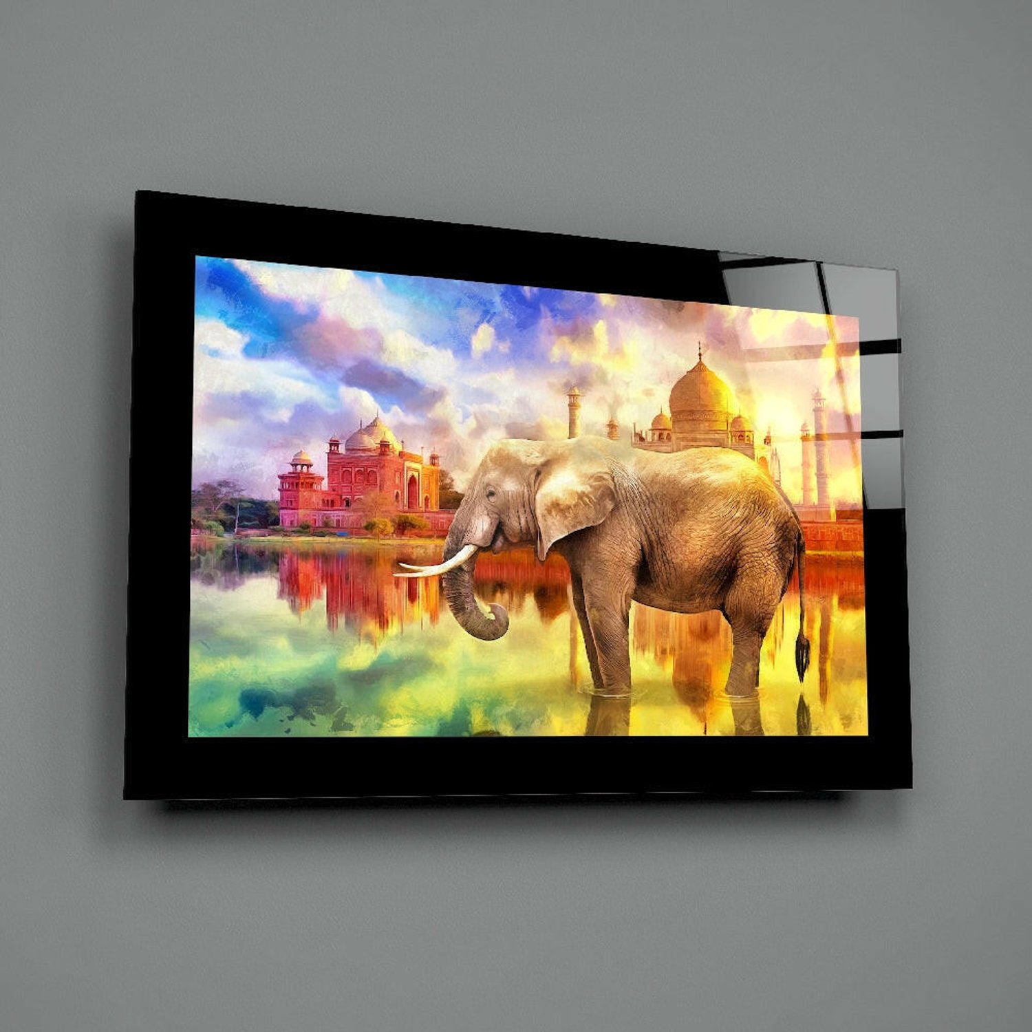 Insigne Art Glasschilderij – Gouden Paleisreflectie met Olifant – Stijlvolle Kunst aan de Muur Meerkleurig