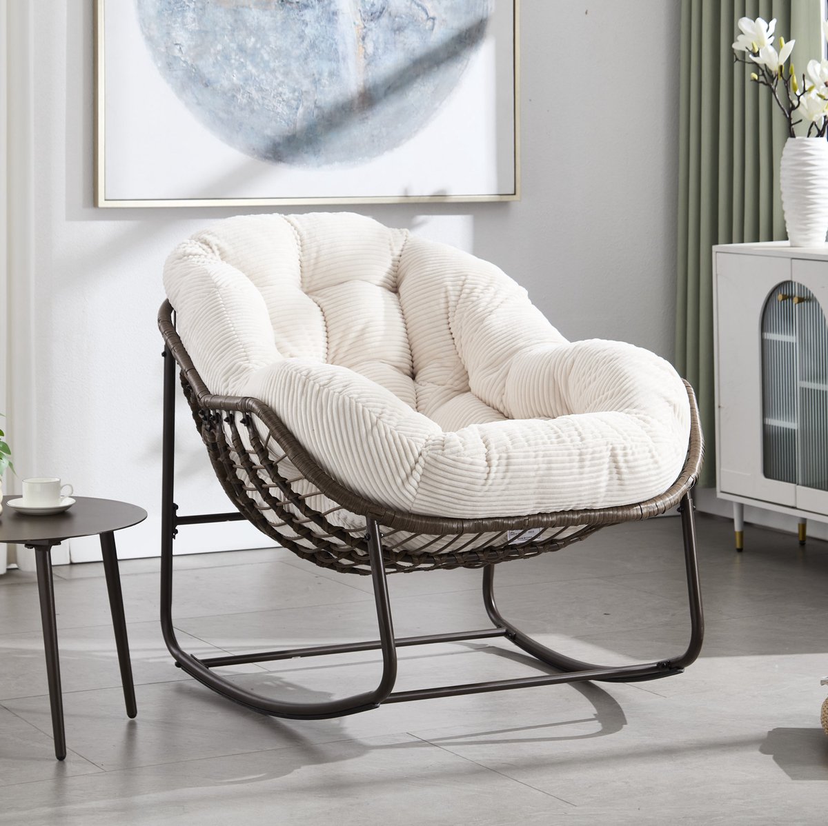 Schommelstoel Van Handgeweven Rotan Met Zacht Velvet Zitkussen En Stalen Frame Voor Terras Tuin En Woonkamer Wit