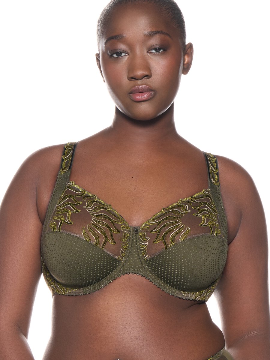 Louisa Bracq Esperanza Volle Cup BH Olive 90 D