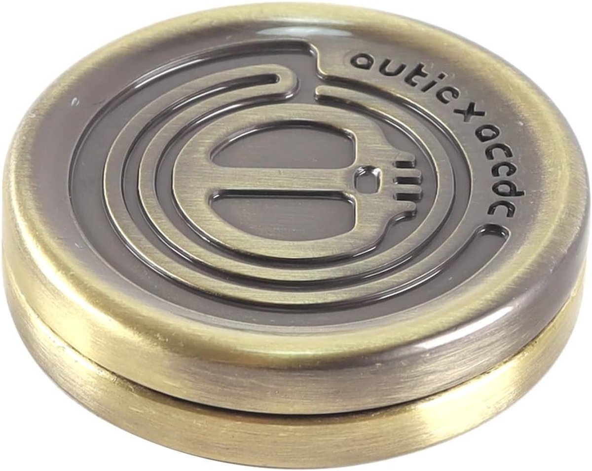 Metaal Slider 37mm met Kruisontwerp in Groen - Antieke Demonenthema Magnetisch Ontspanningshulpmiddel voor Stressverlichting en Meditatie