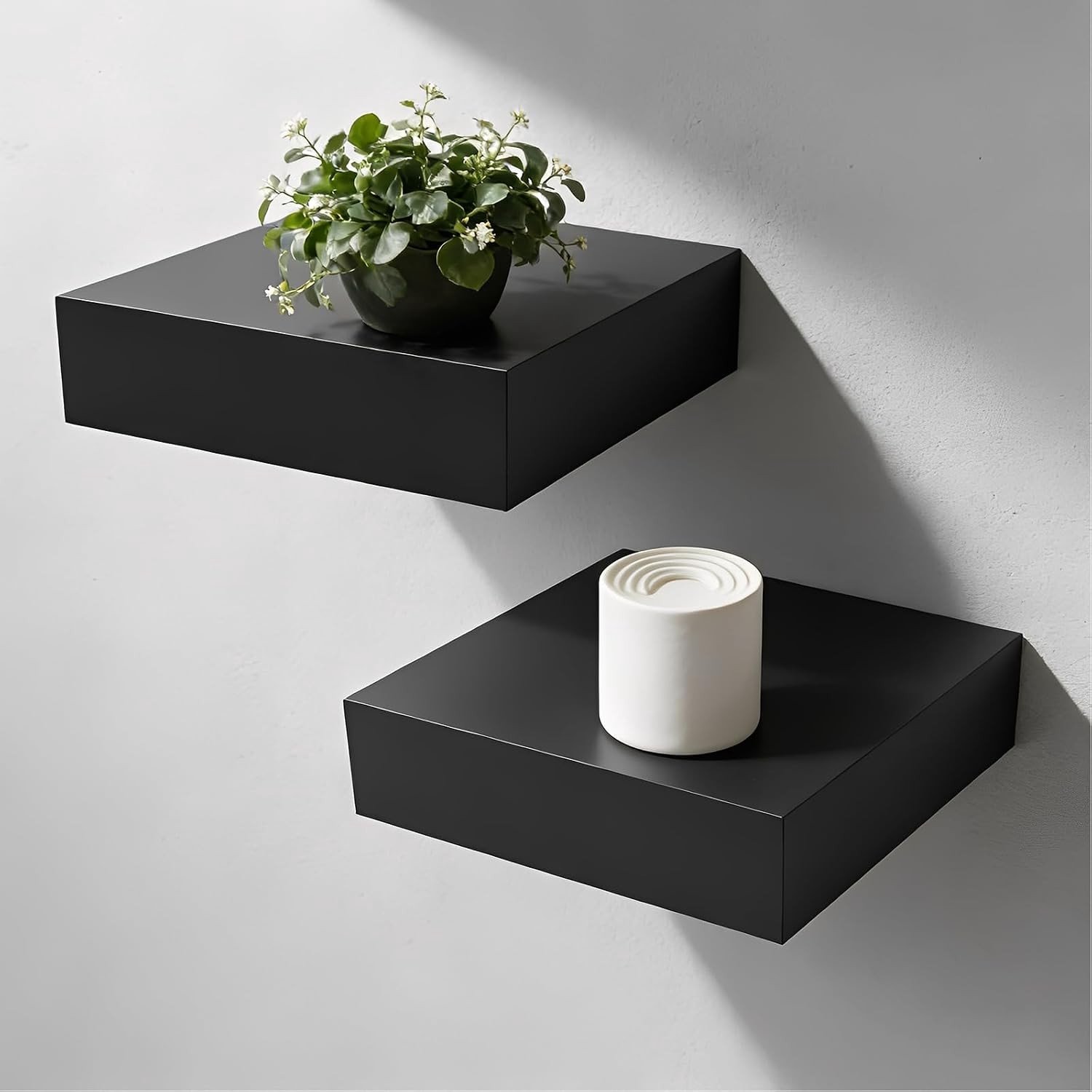 Zwarte Wandplanken Set van 2, Drijvende Planken voor Geluidspanelen, Badkamer, Keuken en Woonkamer, Ideaal voor Opberging en Decoratie (14.5 x 15 x 3.8cm)