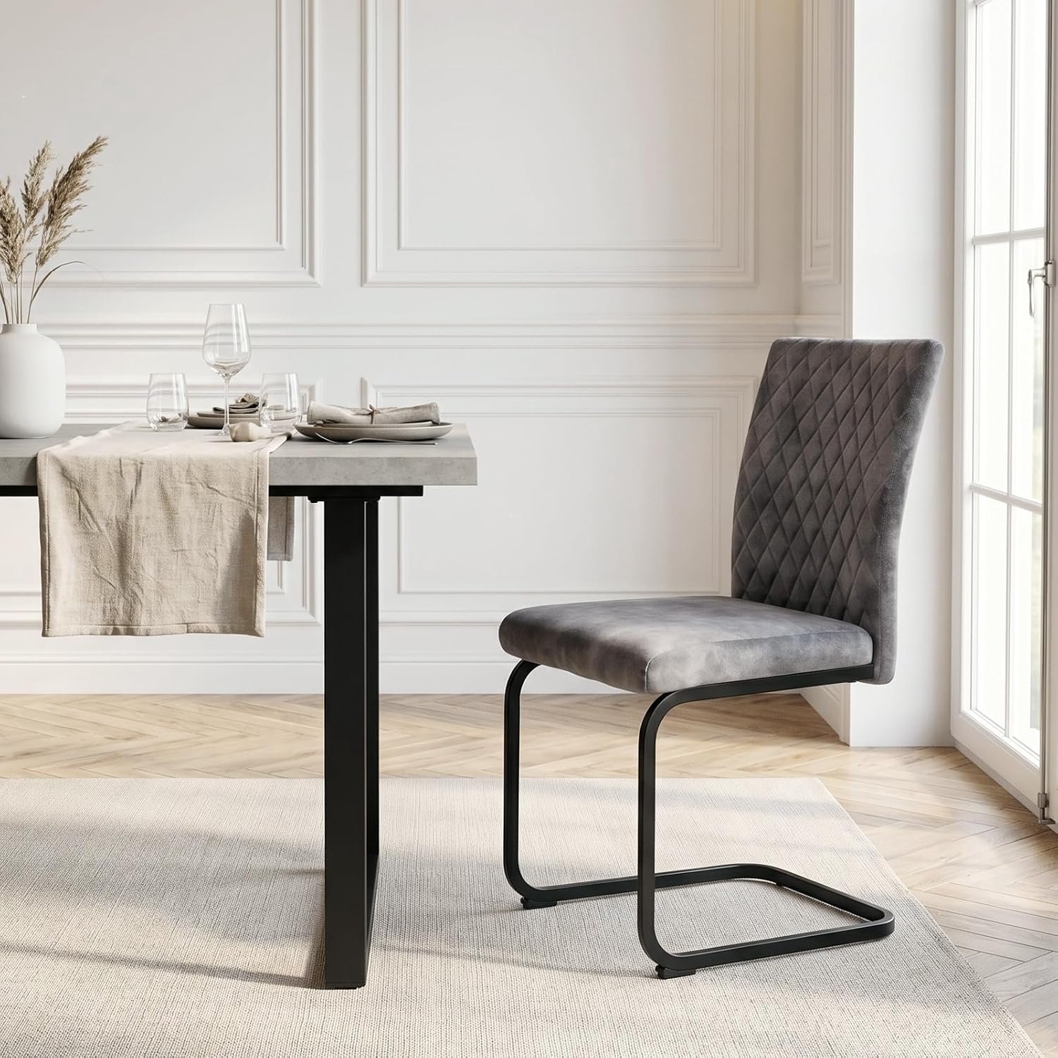 Moderne Cantilever Eetkamerstoel met Hoge Rugleuning en Zacht Zitkussen – Set van 2 Grijs