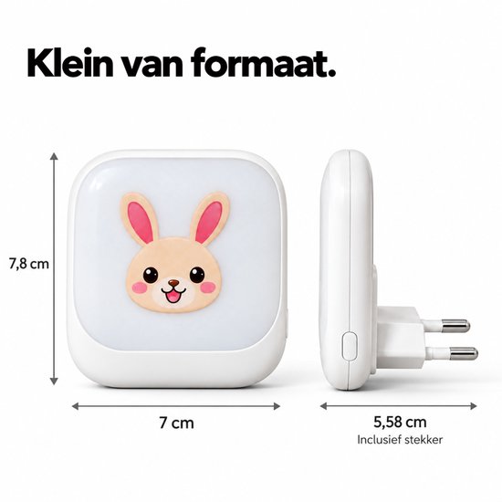 Technische afmetingen van het vierkante nachtlampje: 7,8 cm hoog, 7 cm breed en 5,58 cm diep inclusief stekker.