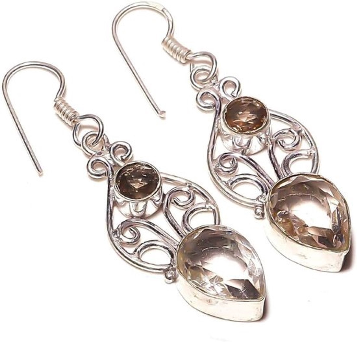 Kashish Party Wear Chamagne Quartz Oorbel - 2,25 Lang - Handgemaakt zilver plated - Etnische wear jewelry from Kashish - Bruiloft en verjaardag unisex - Volwassene geel, metaal steen