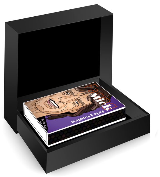Het boek Facing Mick van Eric J Coolen in een luxe zwarte geschenkdoos.