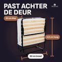 Opgevouwen opklapbed met houten latten. Afmetingen: 35 cm diep, 113 cm hoog, 90 cm breed.