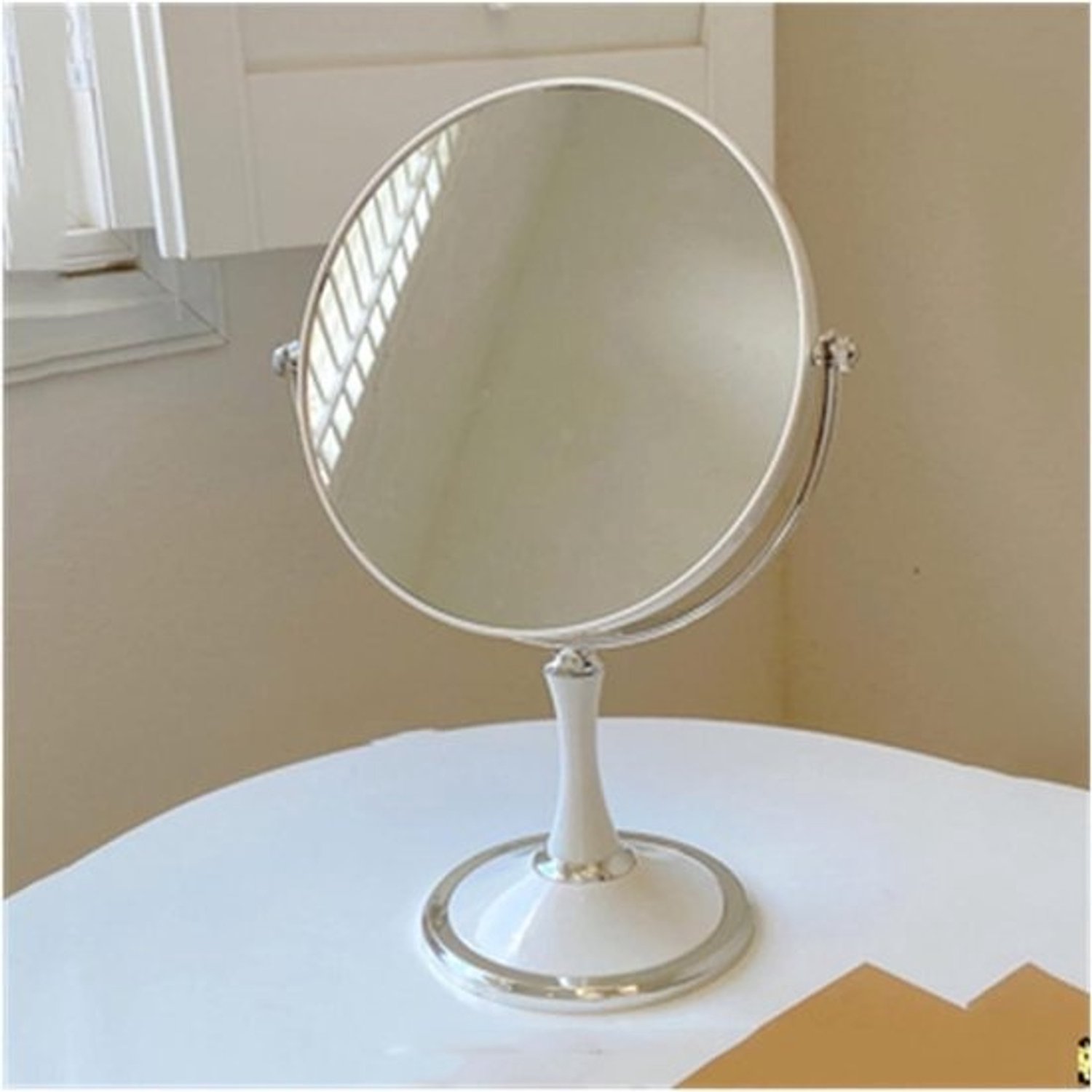 Dubbelzijdige make-upspiegel - Cosmetica-tafelspiegel - Dagelijkse verzorging - 360 graden draaibaar - Diameter 15 cm - Zilver