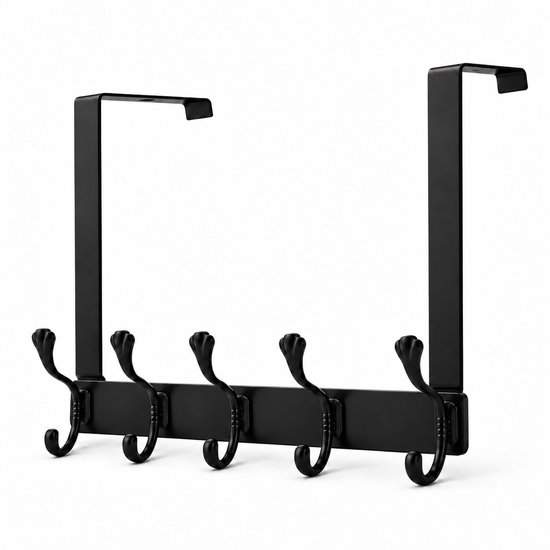 Zwarte deurkapstok met vijf dubbele, sierlijke haken op een metalen strip.