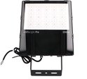 Zwarte LED's Light Pro 200W schijnwerper met montagebeugel en stroomkabel.