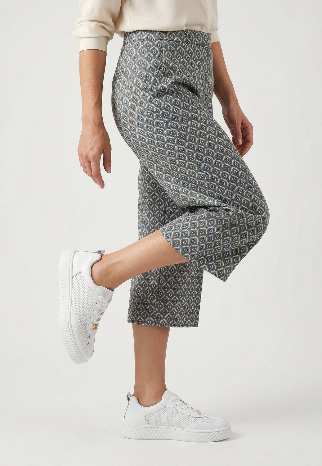 Dames Sneakers - Witte Leren Sneakers - Geperforeerde Bovenkant