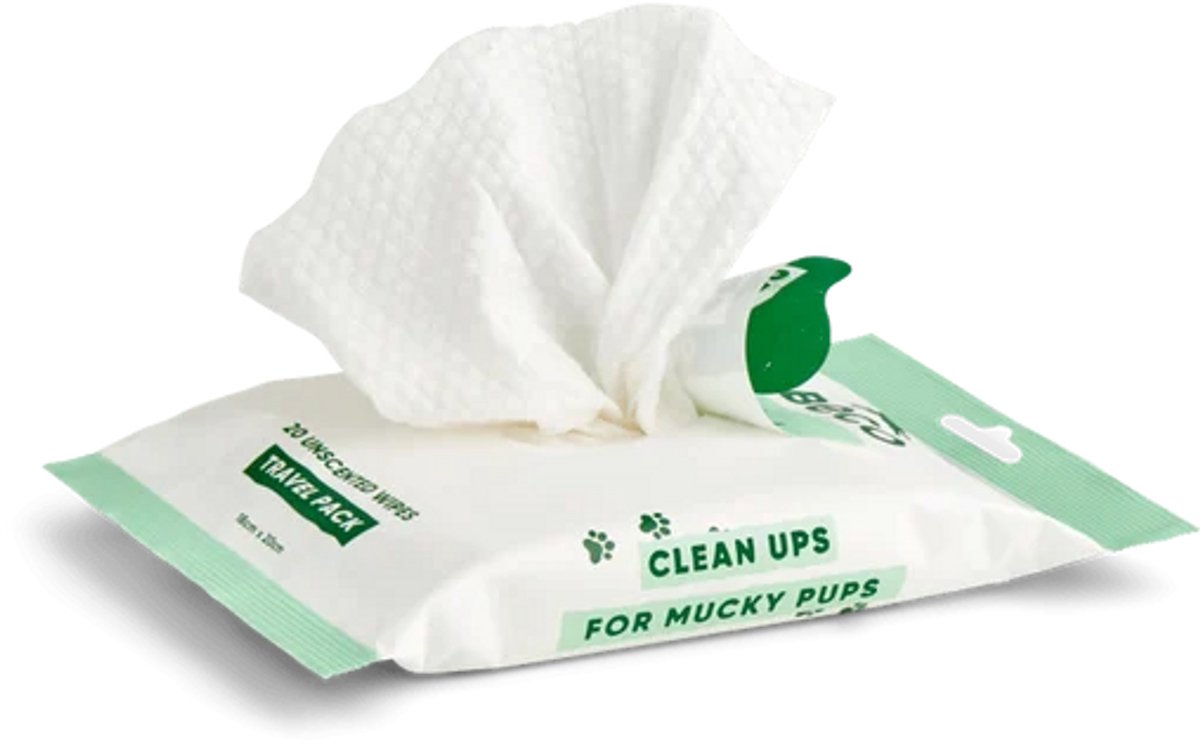 Beco Travelsize dog wipes - voor modderige pootjes, buikjes en billen onderweg - geurloos - 20 doekjes