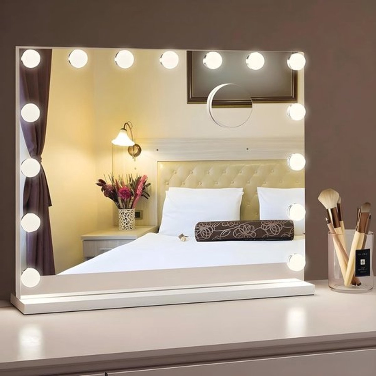 Hollywoodspiegel - Verlichte spiegel - Voor het aanbrengen van make-up - Dimbare verlichting - 58 x 46 cm - Wit