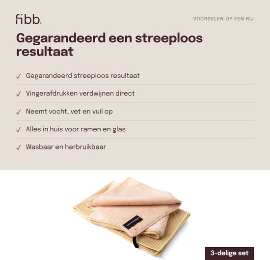 Set van drie beige microvezeldoeken voor een gegarandeerd streeploos resultaat bij glasreiniging.