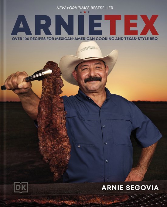 Boekomslag met Arnie Segovia die een grote, gegrilde lap vlees vasthoudt. Titel: 'ArnieTex: Over 100 recepten voor Mexicaans-Amerikaans koken en Texas-stijl BBQ'.
