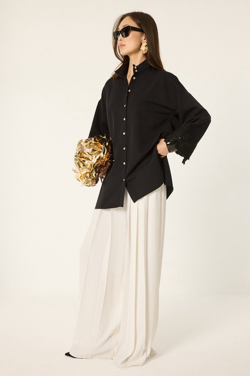 Touché Privé - Blouse met kantdetails - Zwart - Dames