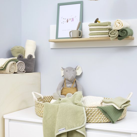Meyco Baby Uni Monddoekjes - 3 Stuks - Pre-Washed Hydrofiel - 30 x 30 cm - Naturel/Soft Olive/Olive Green van Meyco — afbeelding 3