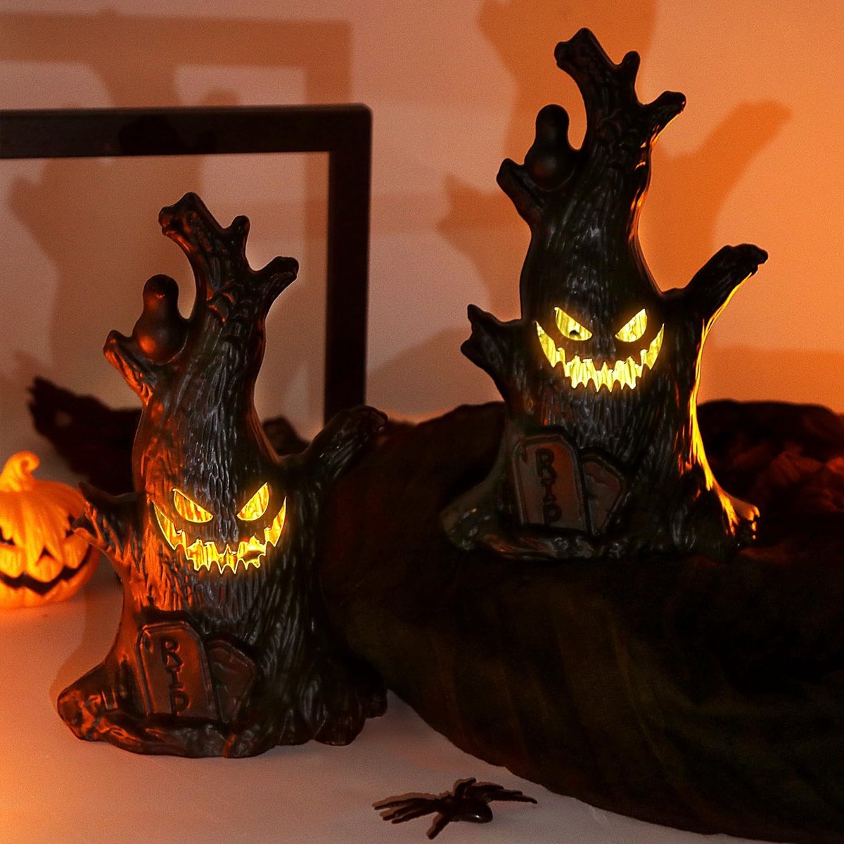 KZQ Halloween decoratie - Halloween spookboomstronkversieringen - Met ledverlichting - Set van 2 - Halloweenverlichting - Lichtgevende decoraties voor binnen- en buitenfeesten