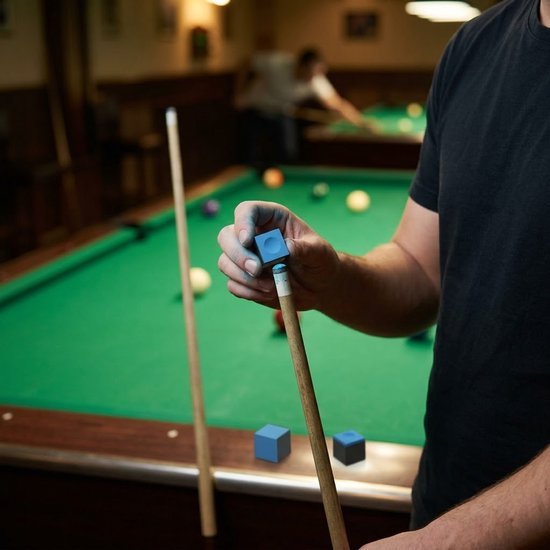 Blauw biljart krijt 4 stuks – keukrijt voor pool en snooker – 3 vierkante krijt blokjes met keu tip hulpmiddel – biljart accessoires voor 8 ball 9 ball en 10 ball — afbeelding 5