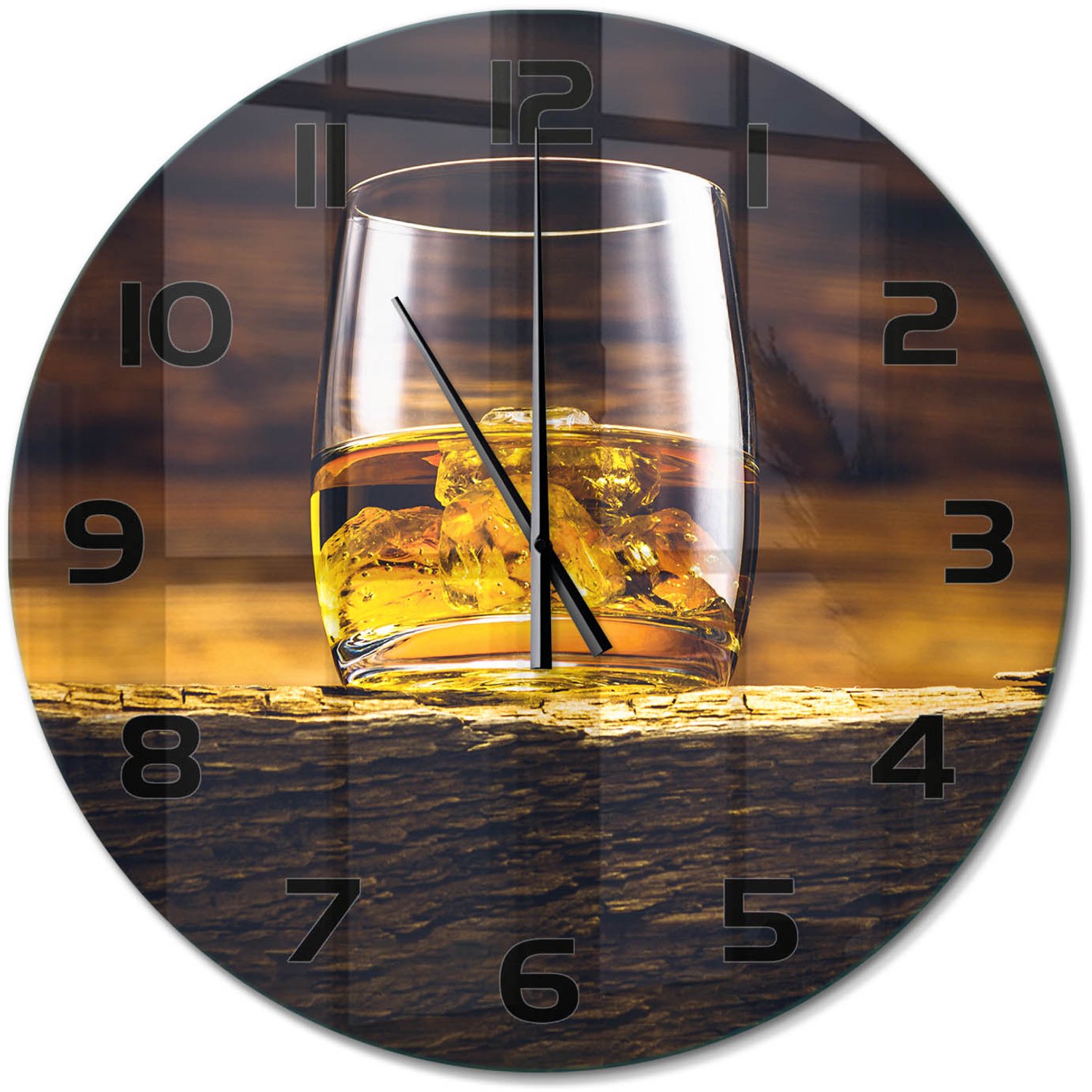 TULUP Wandklok - Bourbon in een glas Wandklok Glas Decoratie - fi60 cm - Geel Gekleurde Glazen Klok - Zwarte handen - Ronde Klok - Klok Glas Met Opdruk - Moderne Wandklok Glas