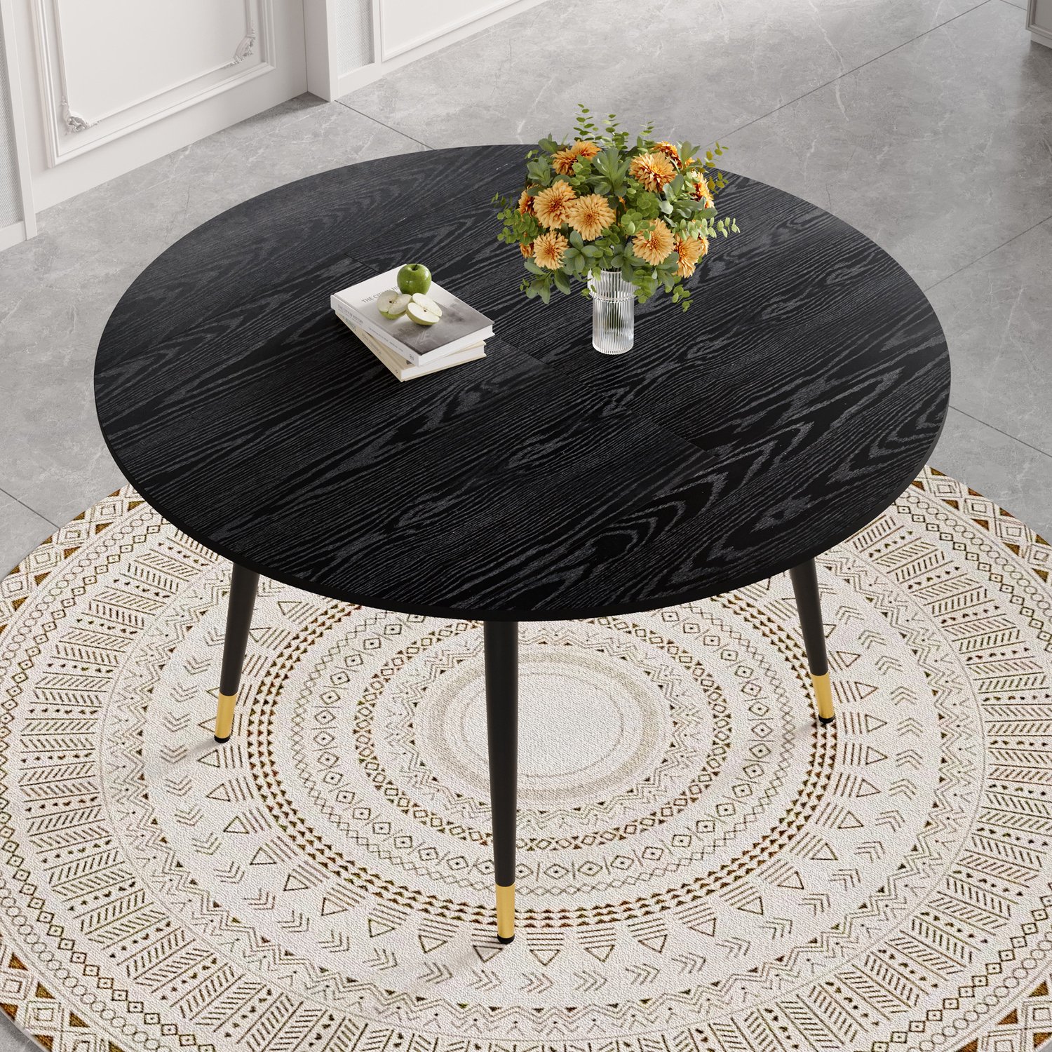 MEUNIQ uitschuifbare eettafel 135 x 85 x 77 cm, van rond naar ovaal, zwart MDF tafelblad met metalen poten en goudkleurige accenten, voor eetkamer en keuken