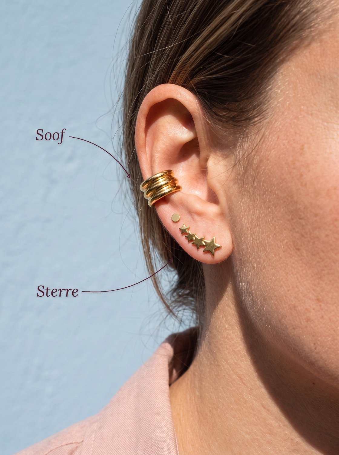 Lundholm Sterre Oorknopjes Dames Goudkleurig - Ear Climbers met Sterretjes 1,6 cm - Sterren Oorbellen - Premium Stainless Steel Jewellery Goud Verguld - Hypoallergene Sieraden - Vrouwen Cadeautjes - Kerst Cadeau Vrouw en Vriendin - my Lundholm — cadeau in Sieraden - foto 3