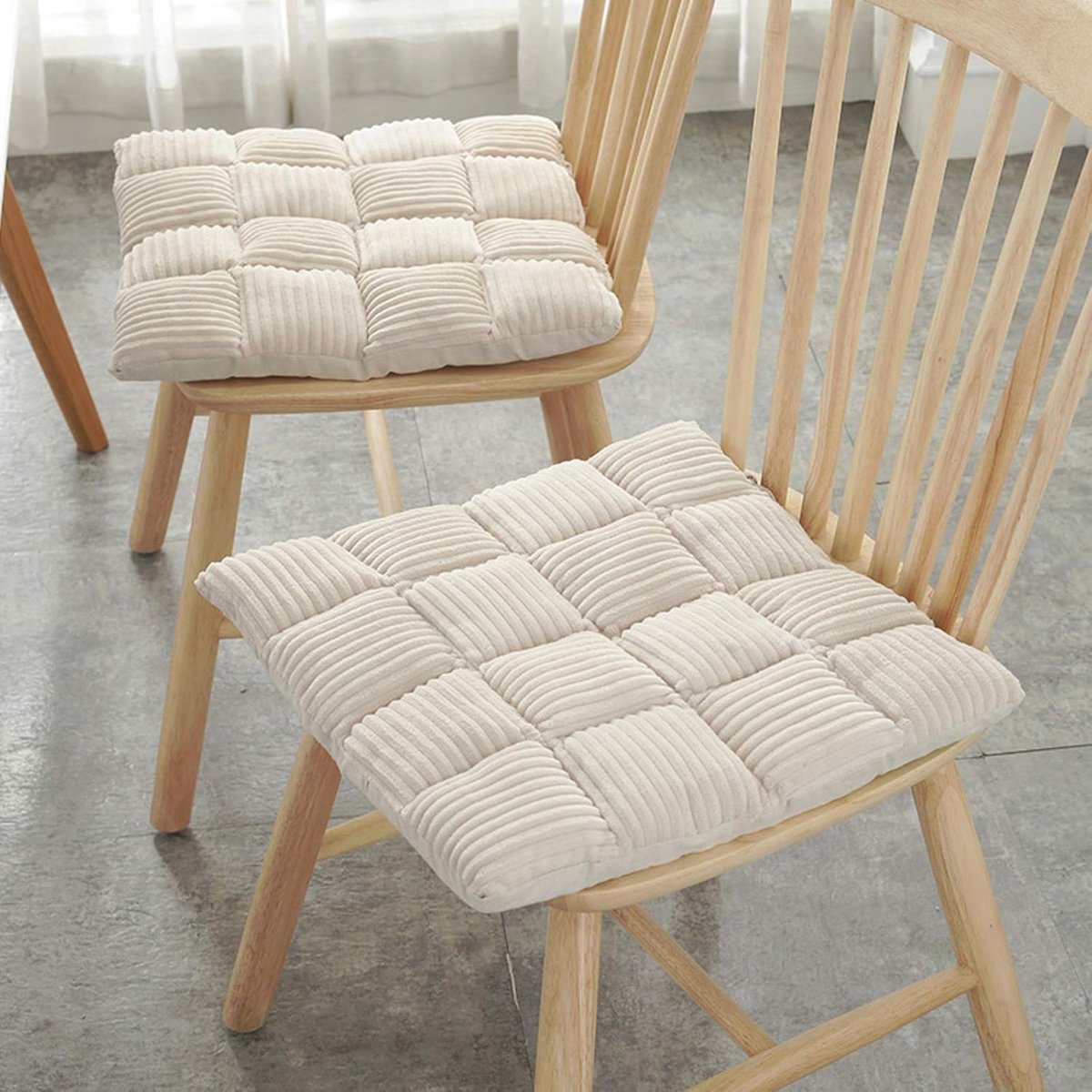 Ademend en zacht vierkant corduroy/zitkussen met banden, keuken antislip diner/stoelpad/kantoor/stoelkussen (4 stuks) - wit 42x42cm (17x17inch)