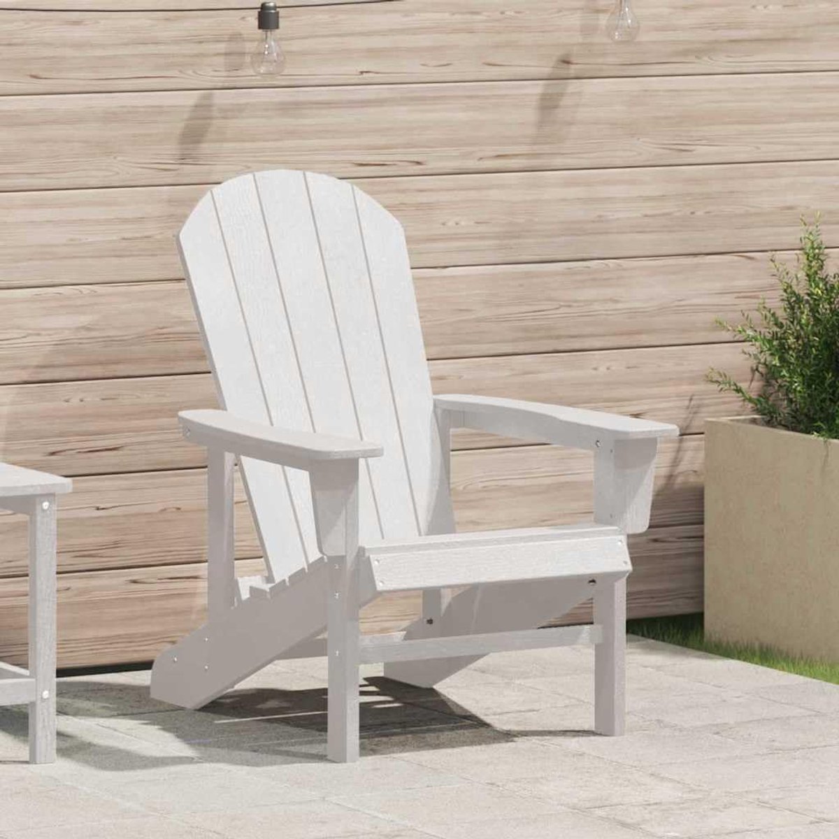 Buitenstoel van duurzaam kunststof, met platte armleuningen en hellende rugleuning, voor tuin of terras, robuuste structuur en eenvoudige montage, robuust