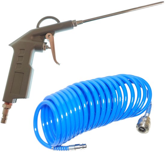 Grijs luchtpistool met lange spuitmond, naast een blauwe spiraalslang met euro koppelingen.