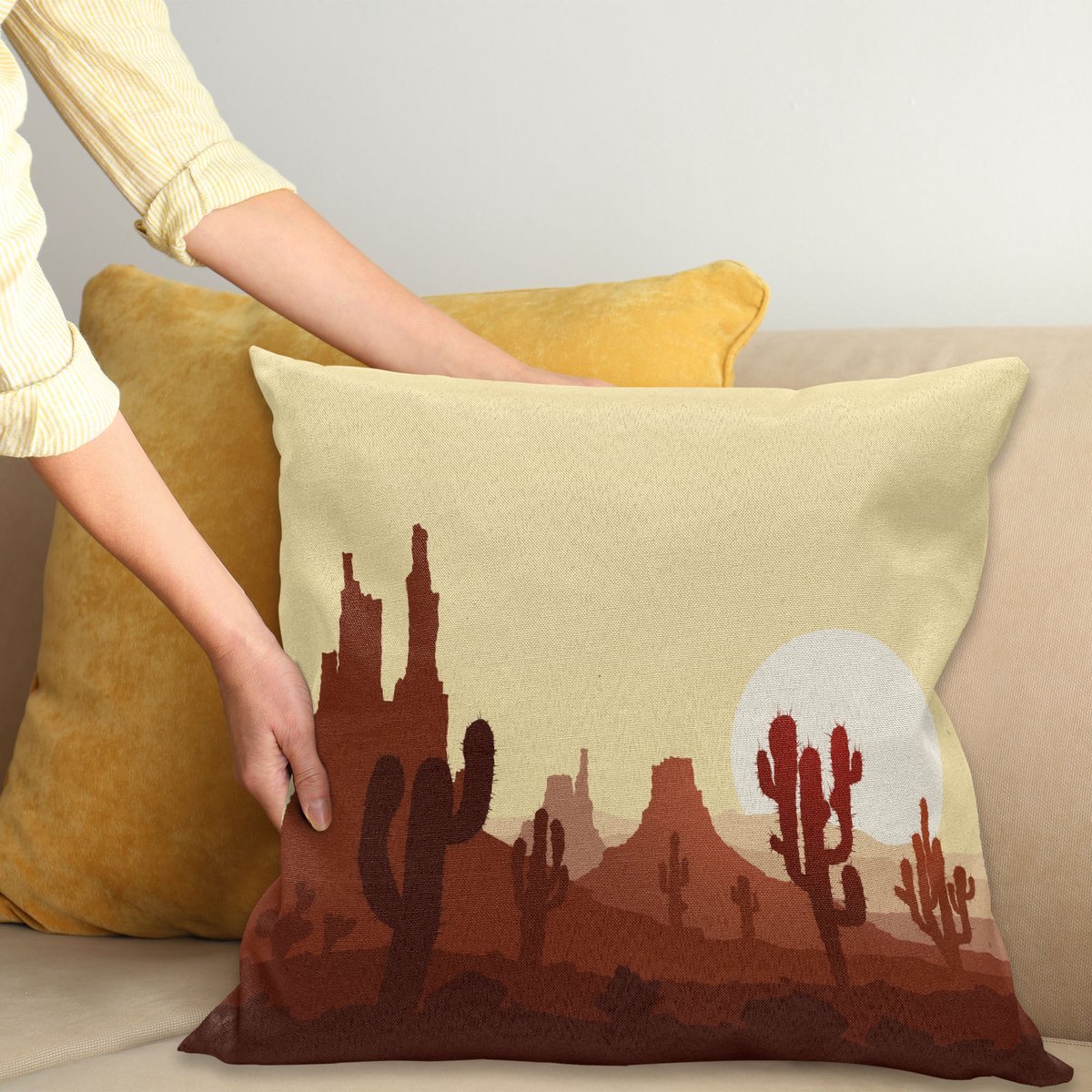 ABAKUHAUS Kaktus Kussenhoes, Arid Land Eco Sunset, Water- en Vuilafstotende Stof met Digitale Print voor Binnen en Buiten, 60 x 60 cm, Geel Bruin Redwood