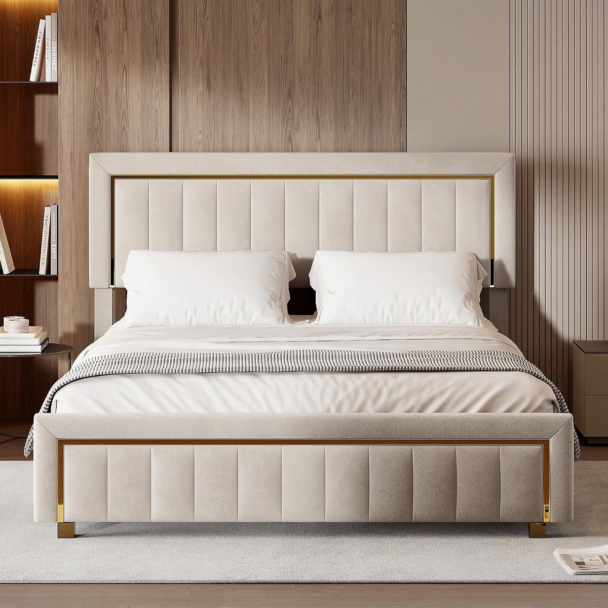 180 x 200 cm, met gewatteerd hoofdeinde, beige