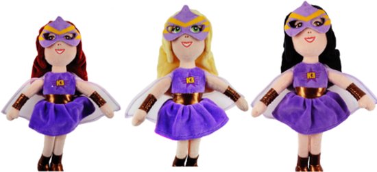 Drie K3 superhelden knuffels in paarse jurkjes, met masker en vleugels.