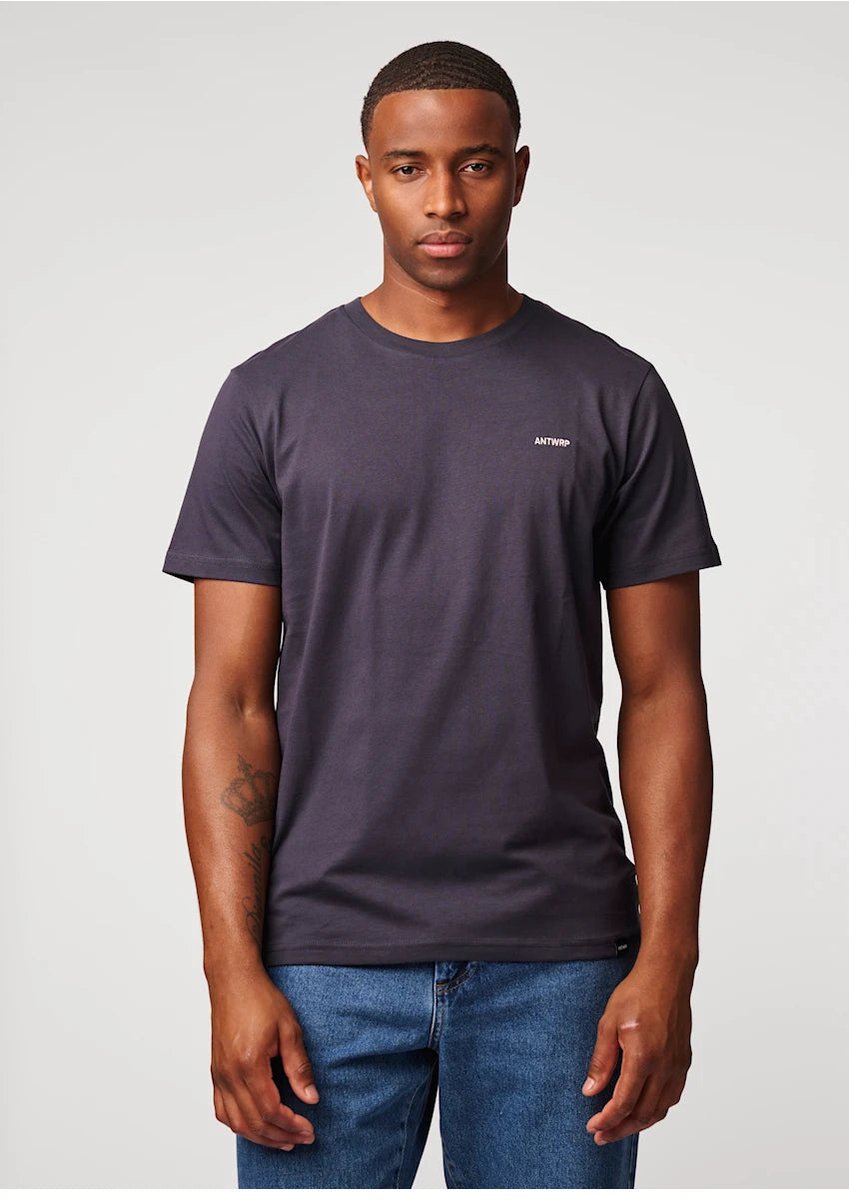 Antwrp T-shirt donkerblauw met klein geborduurd logo voor heren - M (38)