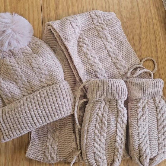 BRD® Kind Winter set Beige - Gevoerde Muts, Sjaal Wanten met Touw - Gebreid